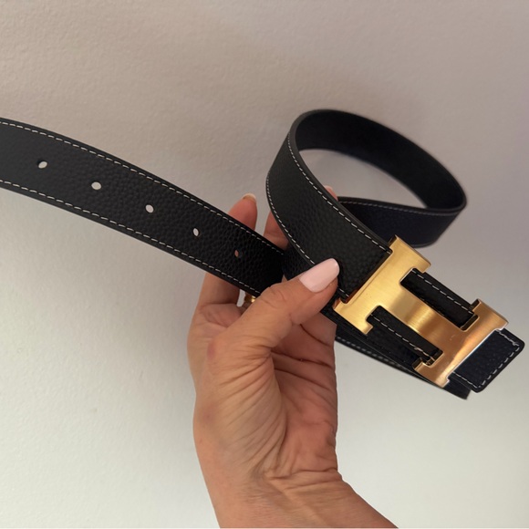 Gold H Buckle unisex Belt - Designer Style 45” L with white stitching - Picture 8 of 9
